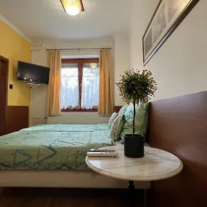 Guest house Tang House 唐舍, Budapest